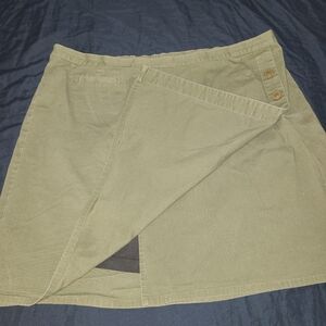 CJ Banks skort 24W